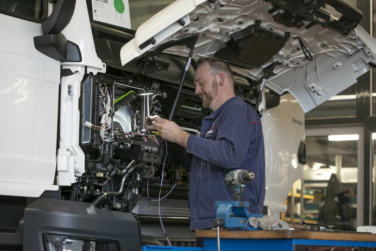 Stellenangebote – H.Oeltjenbruns GmbH LKW-KFZ-NFZ-Werkstatt & Abschlepp ...